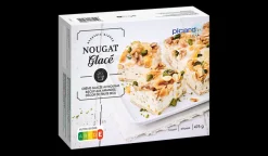 Nougat glacé, crème au nougat, biscuit aux amandes