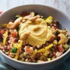 Salade duo de quinoa haricot azuki, houmous