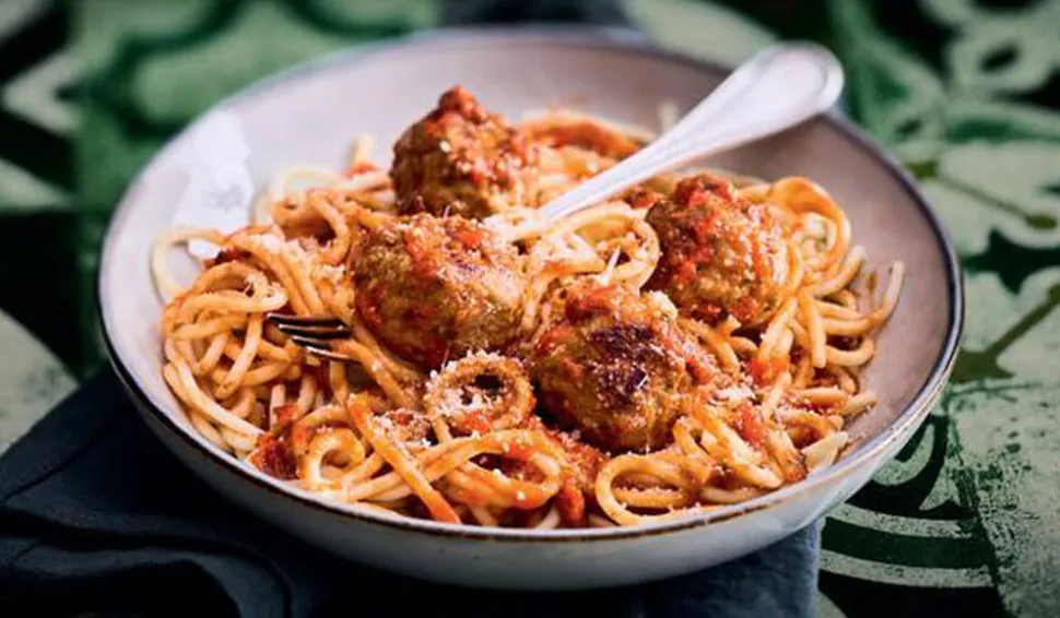 Spaghetti e polpette, pâtes, boulettes de viande