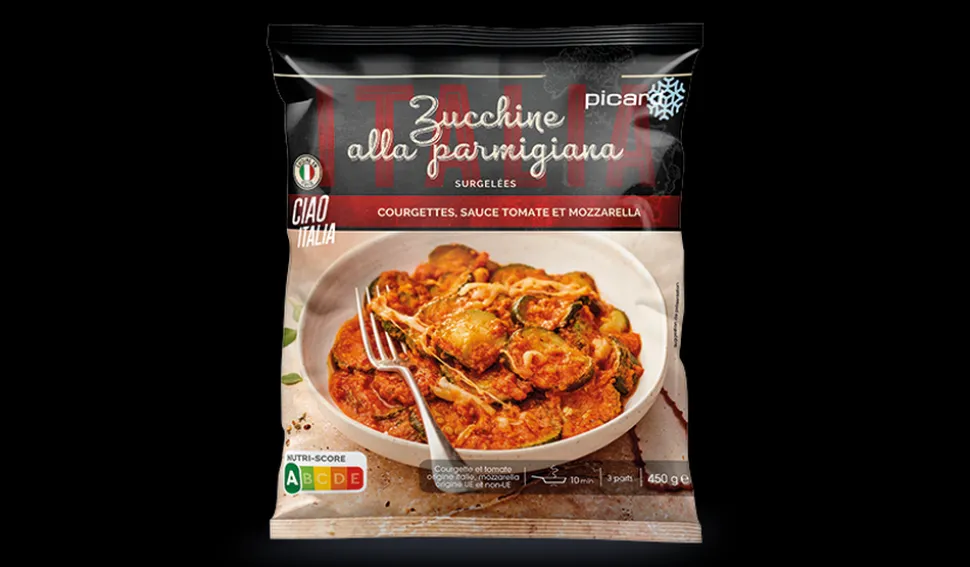 Zucchine alla parmigiana courgettes, sauce tomate